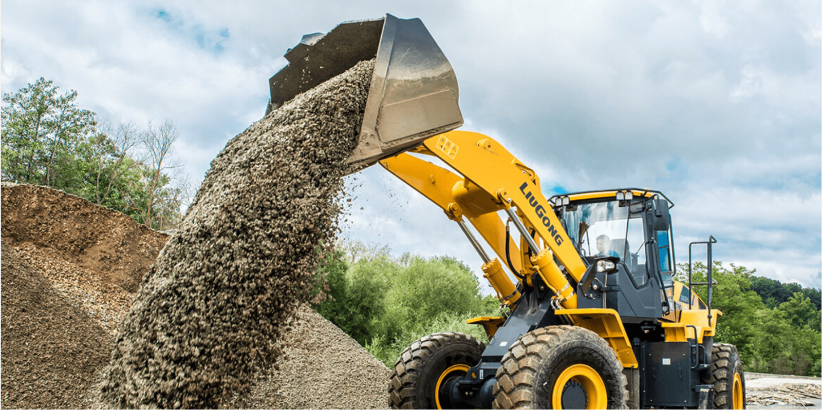 Máy xúc lật Liugong CLG862H sức nâng 6.5 tấn gầu 5.2m3